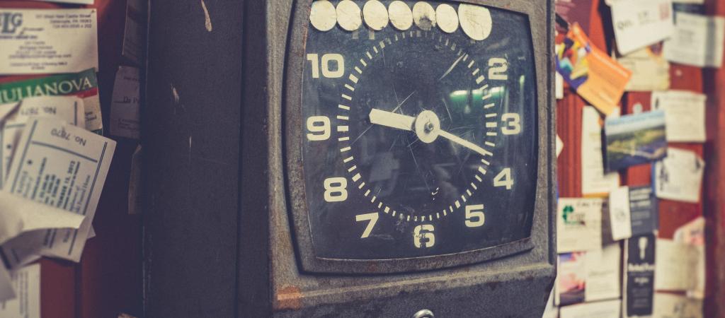 Timbratura e rilevazione presenze: l’evoluzione dei metodi di gestione del tempo